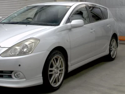 Toyota CALDINA  с аукциона в Японии