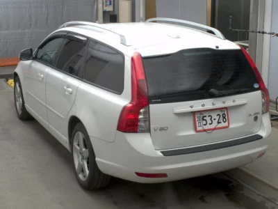 Volvo V50