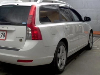 Volvo V50