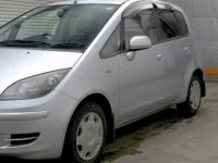 Mitsubishi COLT лот № 17050 оценка 3.5  с аукциона в Японии 2