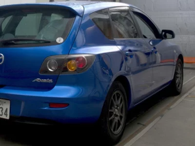 Mazda AXELA  с аукциона в Японии