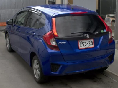 Honda FIT  с аукциона в Японии