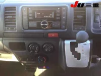 Toyota HIACE VAN лот № 1039 оценка 3.5  с аукциона в Японии 10