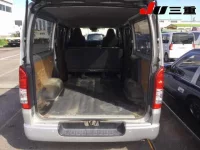 Toyota HIACE VAN лот № 1039 оценка 3.5  с аукциона в Японии 6
