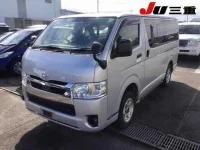 Toyota HIACE VAN лот № 1039 оценка 3.5  с аукциона в Японии 8