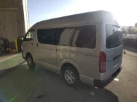 Toyota HIACE VAN лот № 5796 оценка 3.5  с аукциона в Японии 4
