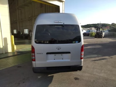 Toyota HIACE VAN  с аукциона в Японии