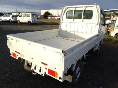 Nissan CLIPPER TRUCK