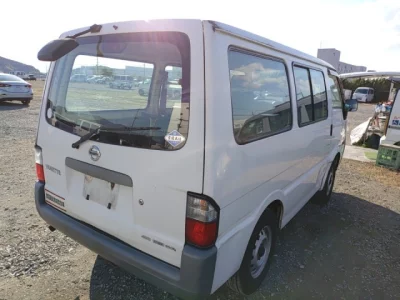 Nissan VANETTE VAN