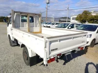 Mazda BONGO лот № 3400 оценка 3.5  с аукциона в Японии 4