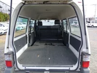 Mazda BONGO VAN лот № 3485 оценка 3  с аукциона в Японии 6