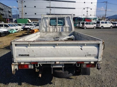 Mazda BONGO  с аукциона в Японии