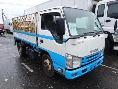 Isuzu ELF  с аукциона в Японии