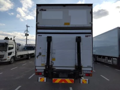 Hino DUTRO  с аукциона в Японии