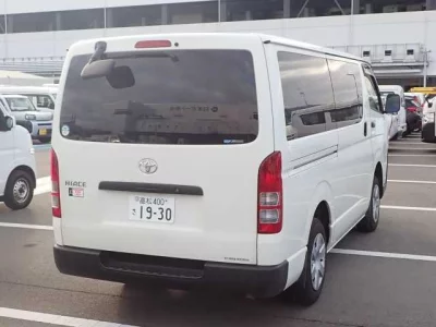 Toyota HIACE VAN  с аукциона в Японии