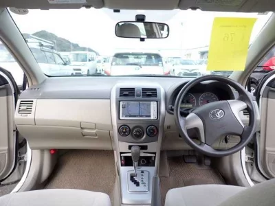 Toyota COROLLA AXIO
