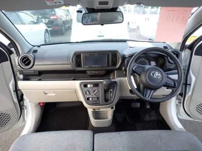 Toyota PASSO  с аукциона в Японии