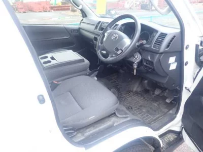 Toyota REGIUS ACE VAN  с аукциона в Японии