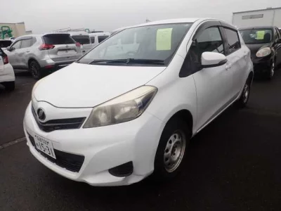 Toyota VITZ  с аукциона в Японии