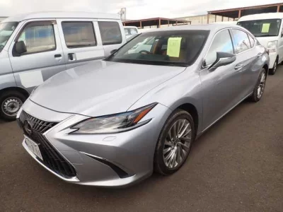 Lexus ES  с аукциона в Японии