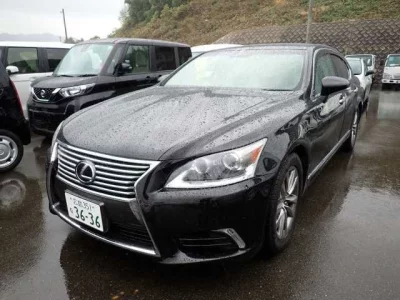 Lexus LS