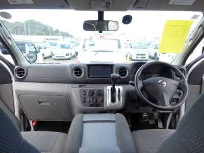 Nissan CARAVAN  с аукциона в Японии