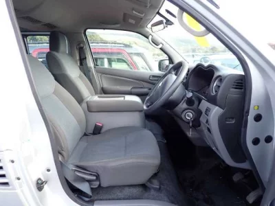 Nissan CARAVAN  с аукциона в Японии