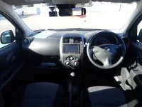 Nissan MARCH лот № 93 оценка 3.5  с аукциона в Японии 2