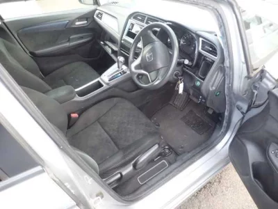 Honda SHUTTLE  с аукциона в Японии