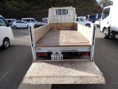 Mitsubishi CANTER  с аукциона в Японии