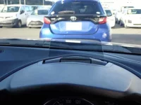 Mazda AXELA лот № 42 оценка R  с аукциона в Японии 8