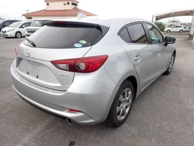 Mazda AXELA  с аукциона в Японии