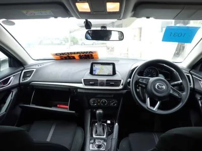 Mazda AXELA  с аукциона в Японии