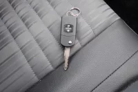 Mazda BONGO VAN лот № 1062 оценка 3.5  с аукциона в Японии 8