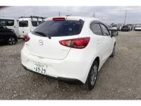 Mazda MAZDA2 лот № 1030 оценка 4  с аукциона в Японии 1