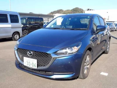 Mazda MAZDA2  с аукциона в Японии