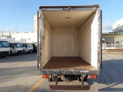 Mazda TITAN  с аукциона в Японии