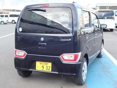 Suzuki WAGON R  с аукциона в Японии