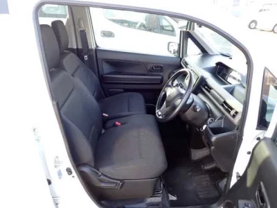 Suzuki WAGON R  с аукциона в Японии