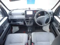 Daihatsu HIJET VAN лот № 218 оценка 3.5  с аукциона в Японии 5