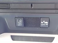 Subaru IMPREZA лот № 3 оценка 3.5  с аукциона в Японии 9