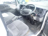 Isuzu ELF лот № 99 оценка 3  с аукциона в Японии 2