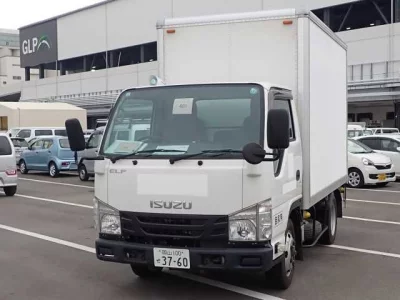 Isuzu ELF  с аукциона в Японии