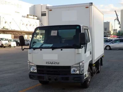 Isuzu ELF  с аукциона в Японии
