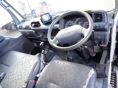 Isuzu ELF  с аукциона в Японии