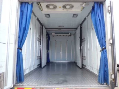 Isuzu ELF  с аукциона в Японии