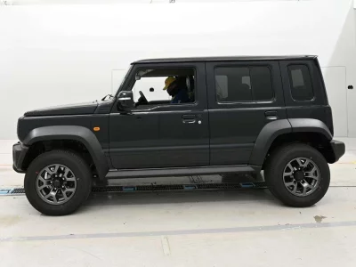 Suzuki JIMNY NOMADE