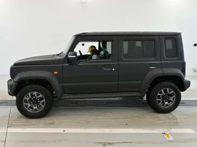 Suzuki JIMNY NOMADE