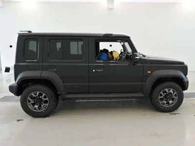 Suzuki JIMNY NOMADE