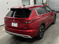 Mitsubishi OUTLANDER PHEV лот № 15002 оценка 5  с аукциона в Японии 4